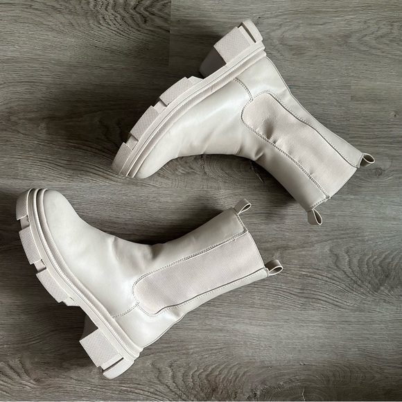 Missguided Boots - Picture 2 of 5